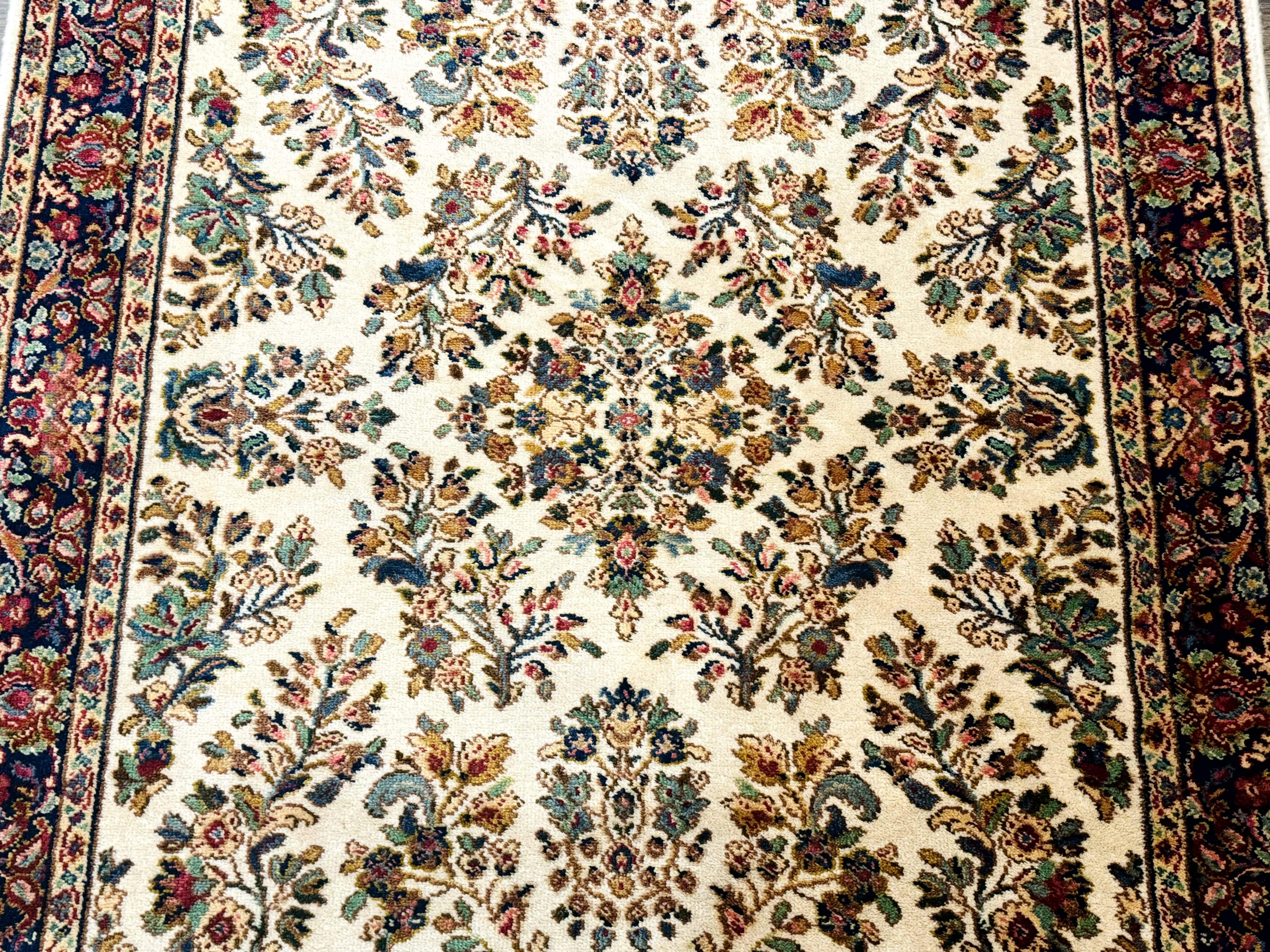 4x6 Karastan Rug Ivory Sarouk #760, Wool Vintage Original 700 Series