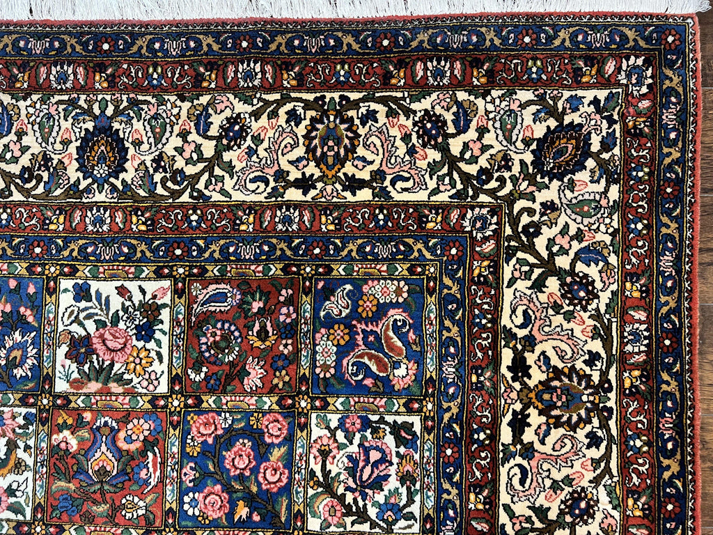 Persian Bakhtiari Rug 10x14, Multicolor Khesti Panel Design