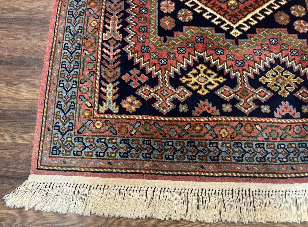 5x7 Persian Tribal Design Rug, Wool, Geometric Medallions, Vintage, Power Loomed