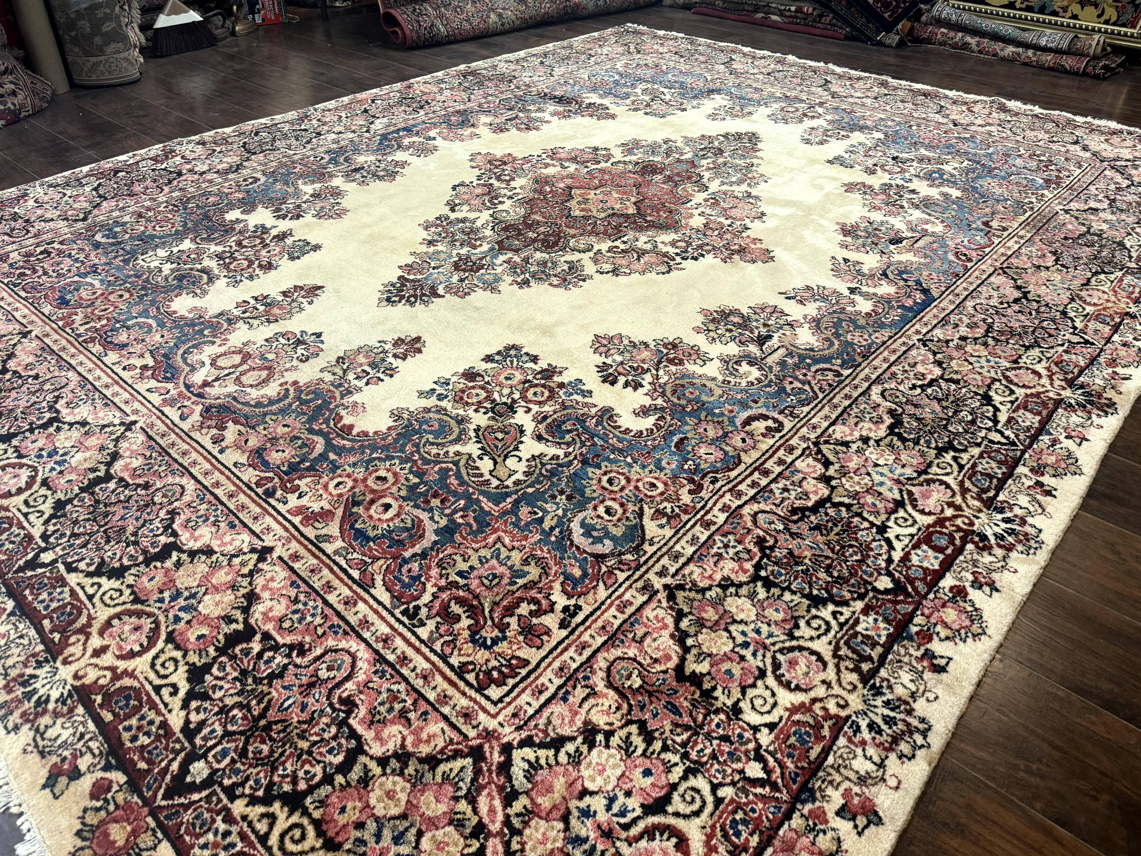 Persian Sarouk Rug 9x12, Ivory & Blue, Semi Open Field