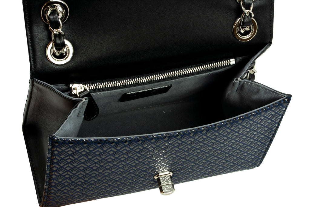 W Chain Shoulder - Diamond Frame