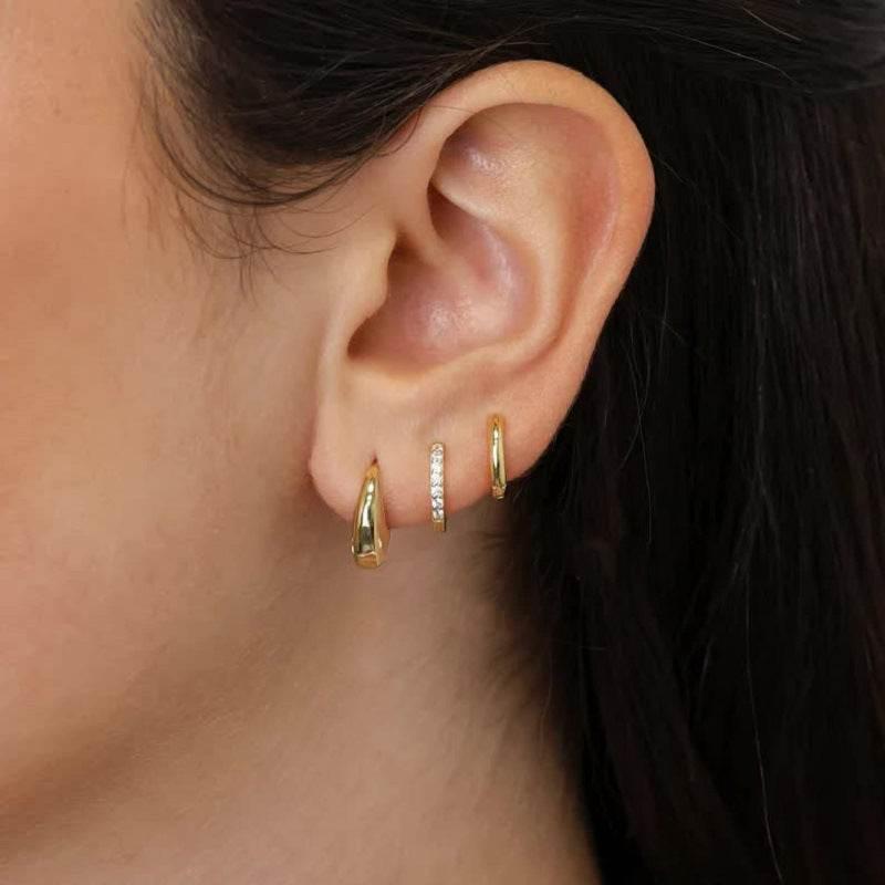 Stacking 3 Pieces Small Hoop Huggie Earrings Set for Women, Silver Stud Earrings for Multiple Piercing Hypoallergenic Trendy Jewelry, Dainty Jackets Cartilage Cubic Zircon Earrings for Women's Gifts