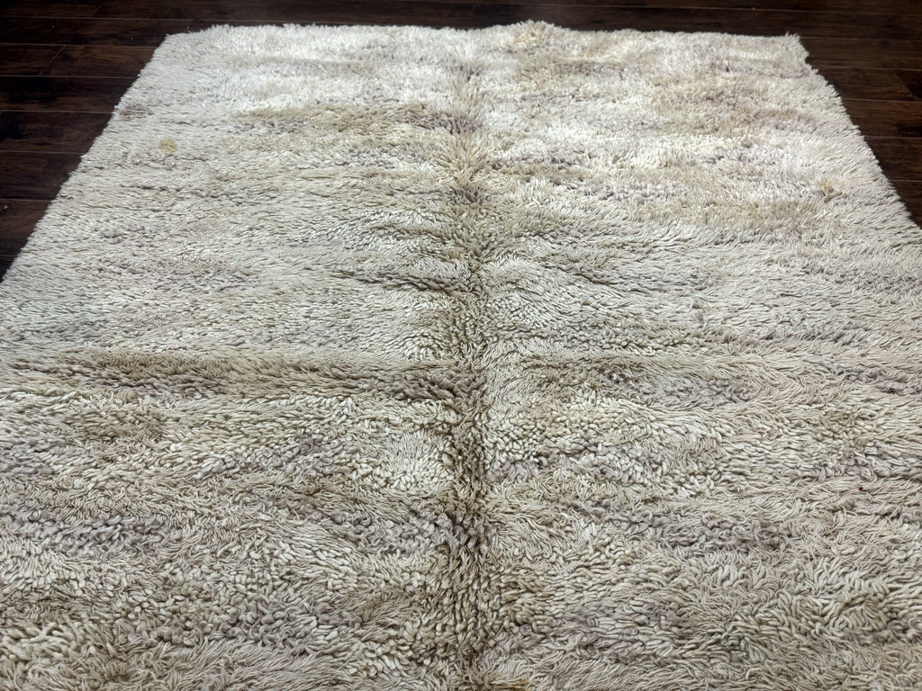 European Rya Shag Rug 6.6 x 9.7, Beige, Fluffy Vintage Area Rug