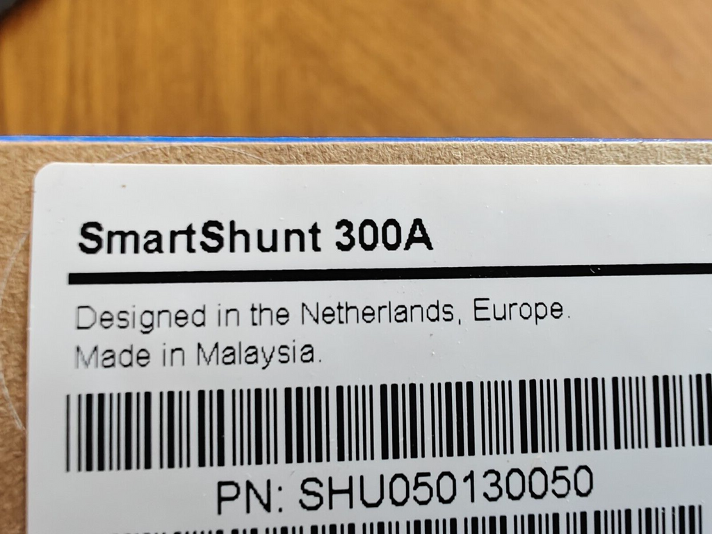 Victron SHU050130050 SmartShunt 300A Battery Monitor  Smart Shunt Bluetooth