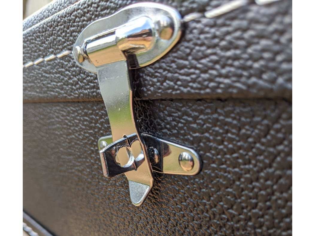Discreet Concealment Guitar Rifle Case