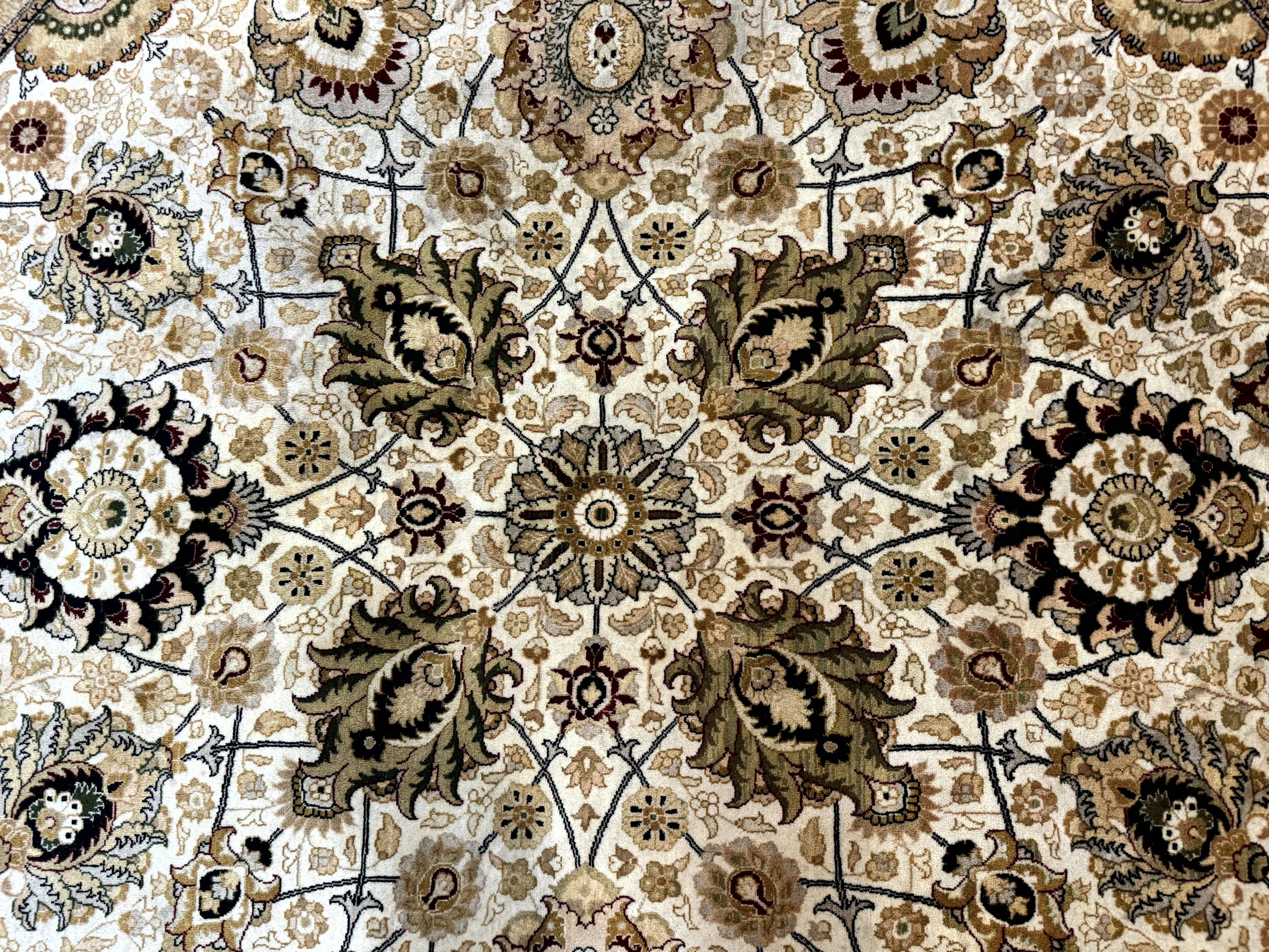 Round Pak Persian Rug 8x8, Vintage Handmade Wool Traditional Carpet, Beige Dark Red, Fine 270 KPSI