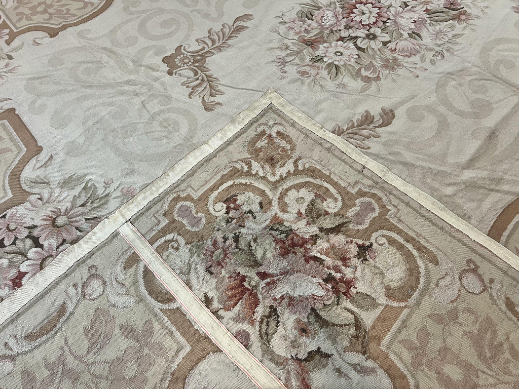 10x14 Aubusson Rug, Wool Handmade Vintage Carpet, French European Design, Elegant