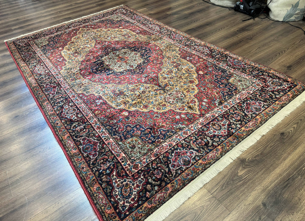Karastan Rug 5.9 x 9 Medallion Kirman #700/718, Original 700 Series, Wool, Discontinued, Vintage