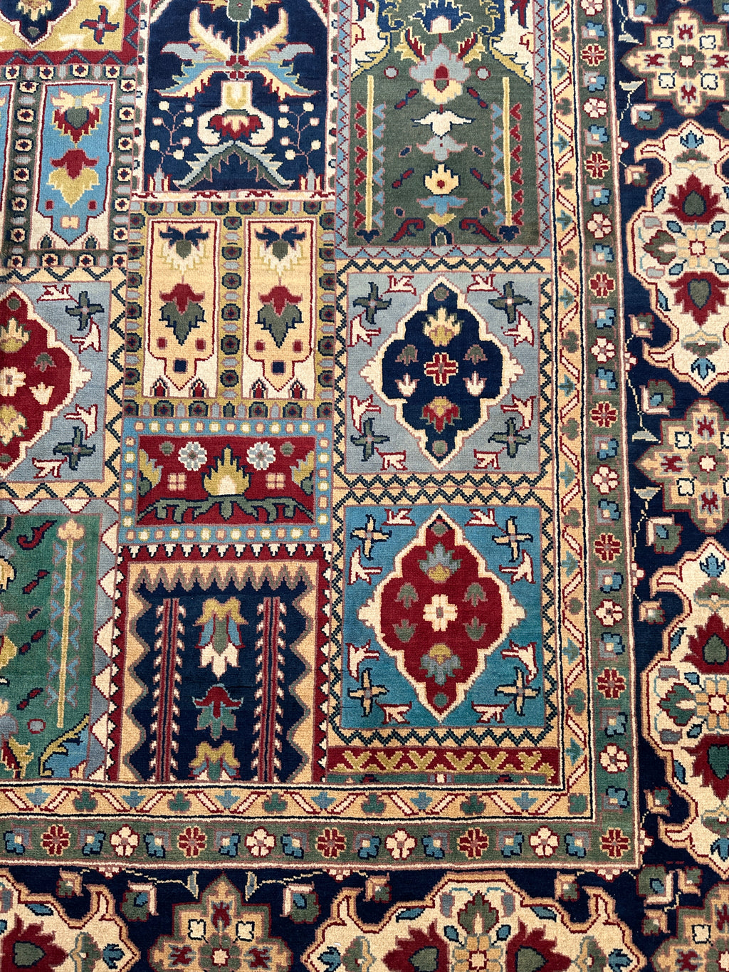 Hand-Knotted Afghani Bakhtiari Garden Rug | 6'9" x 9'10" Wool Area Rug