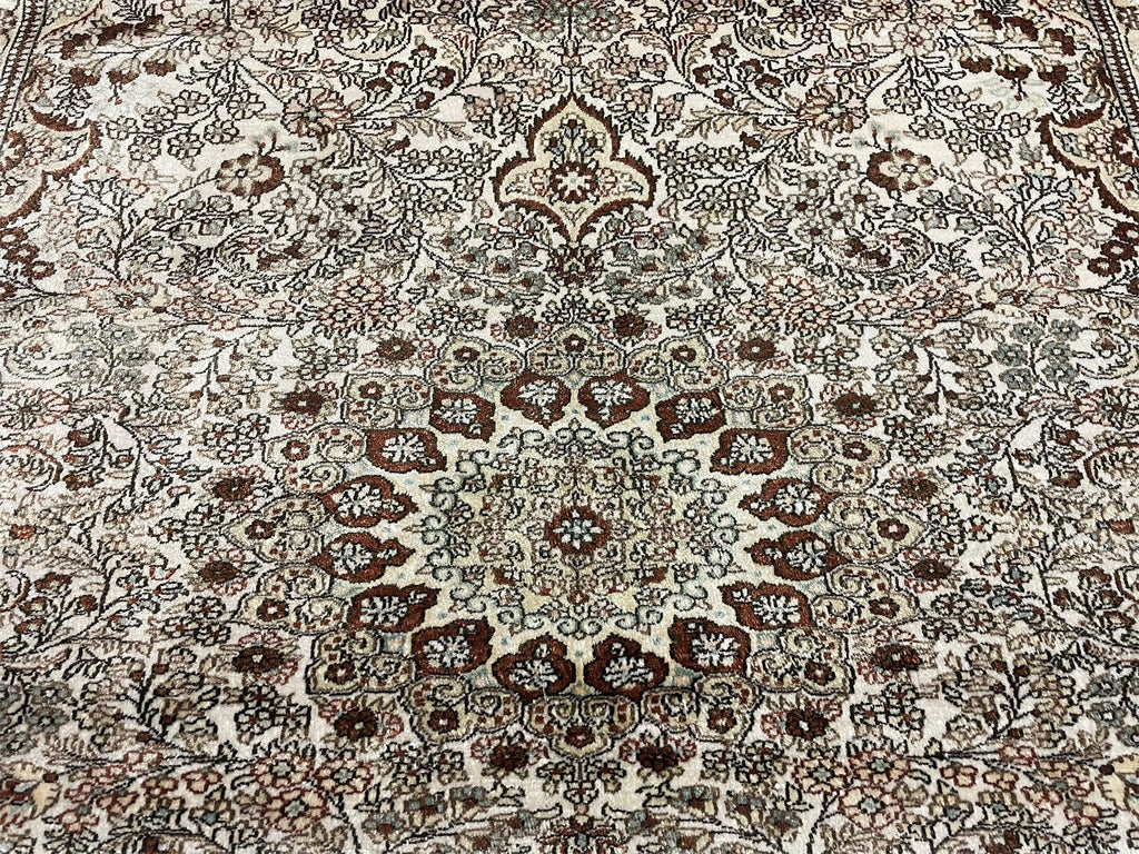 4' X 6' Vintage Fine Handmade Chinese Oriental Silk Rug 400 KPSI Wow