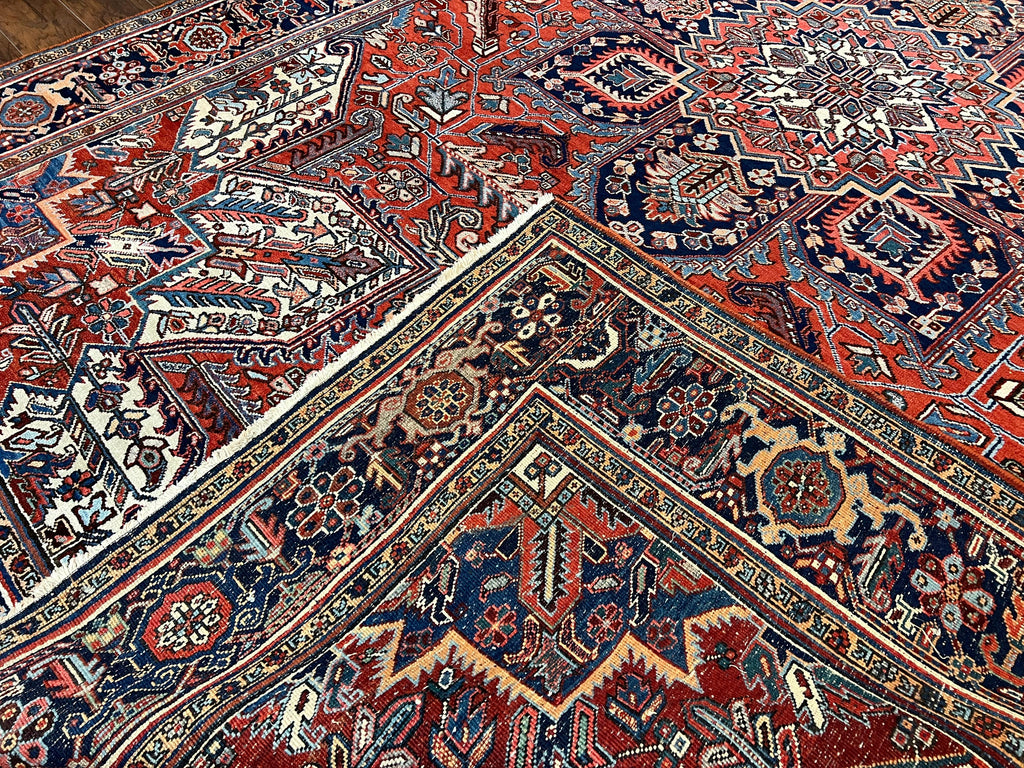 Antique Persian Heriz Rug – 11x16 Palace Size, Geometric Medallion, 1920s
