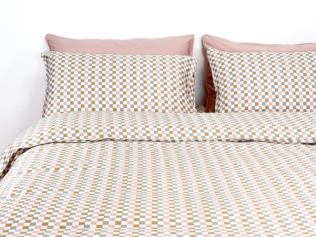 SHNUGGLE Bedding Set Colorful Checker
