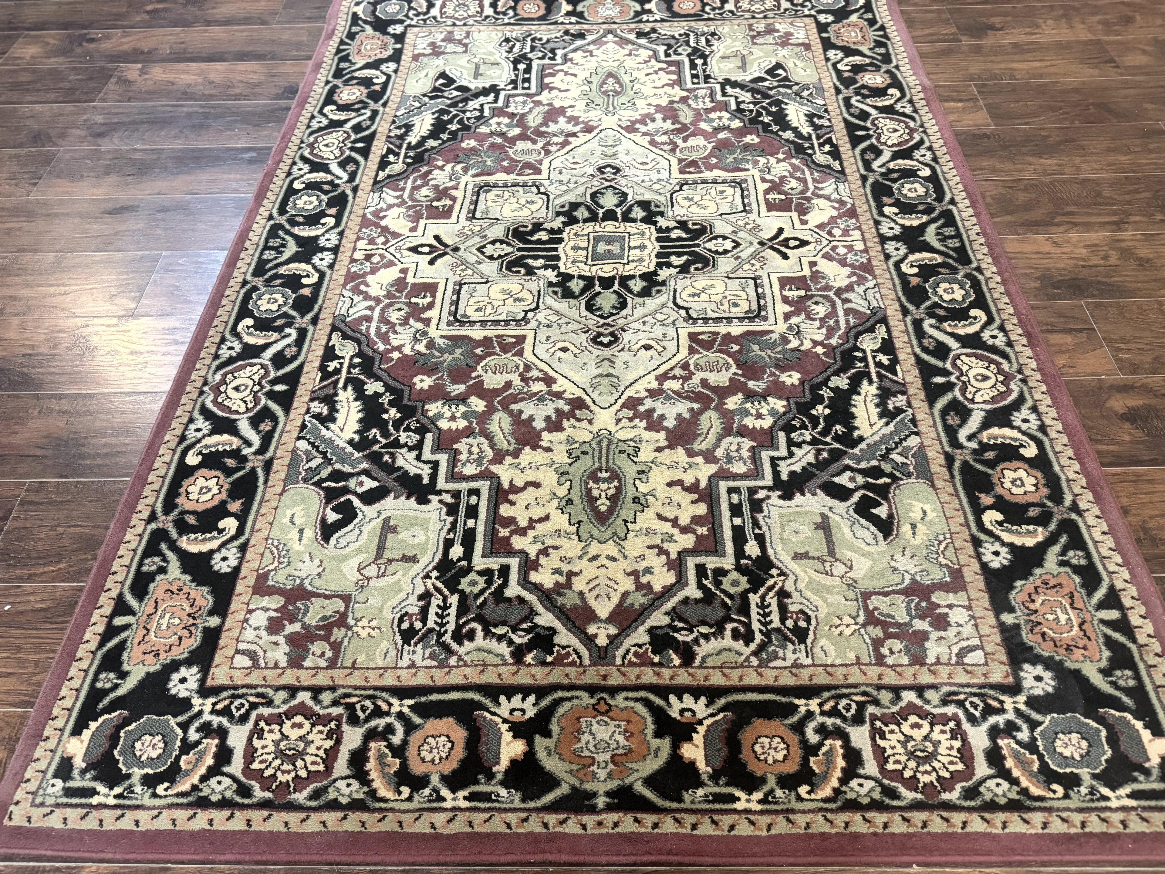 Heriz Rug 5x8