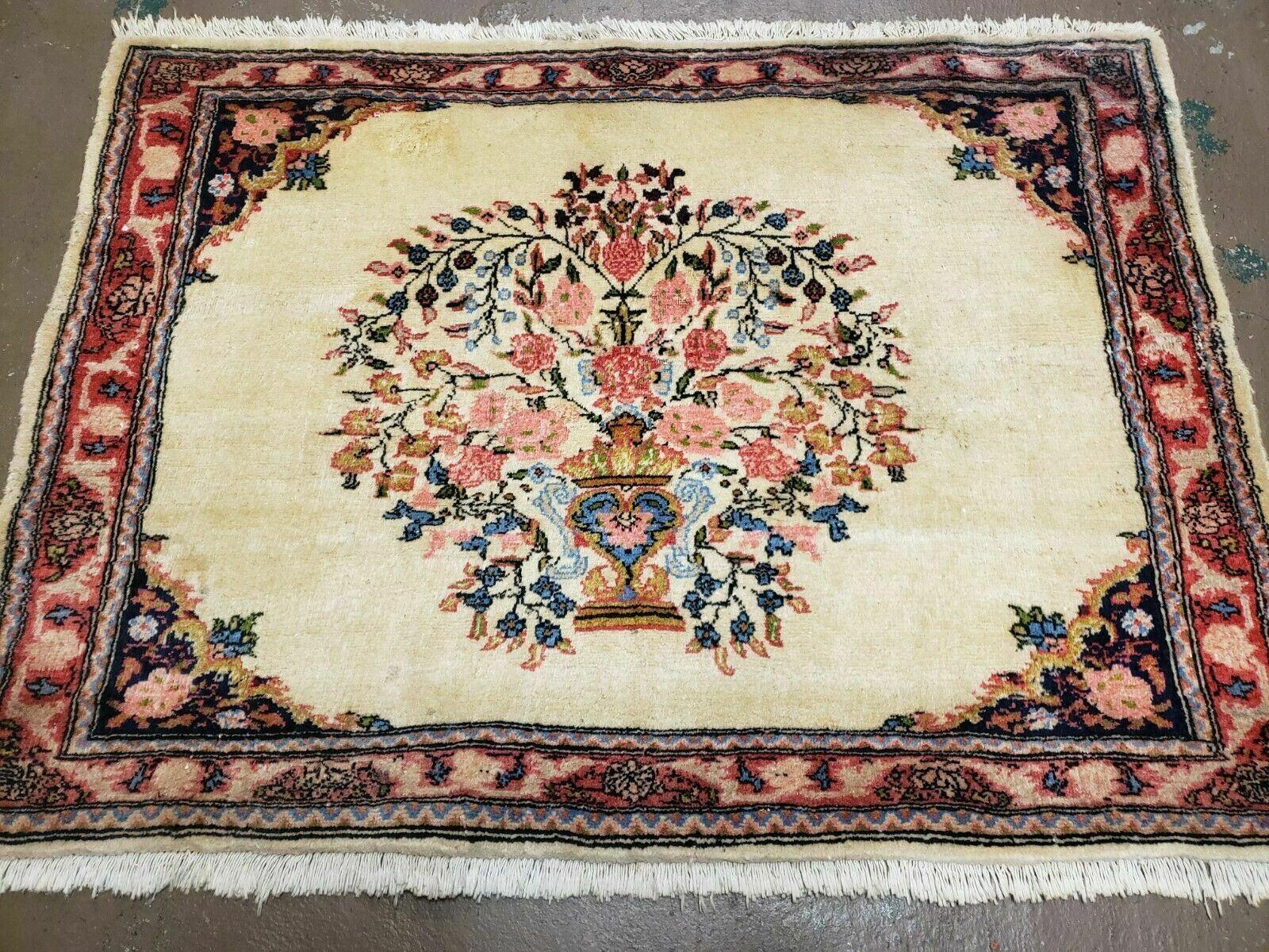 2' 7" X 3' 6" Antique Rug Hand Knotted Pictorial Wool Oriental Flowers