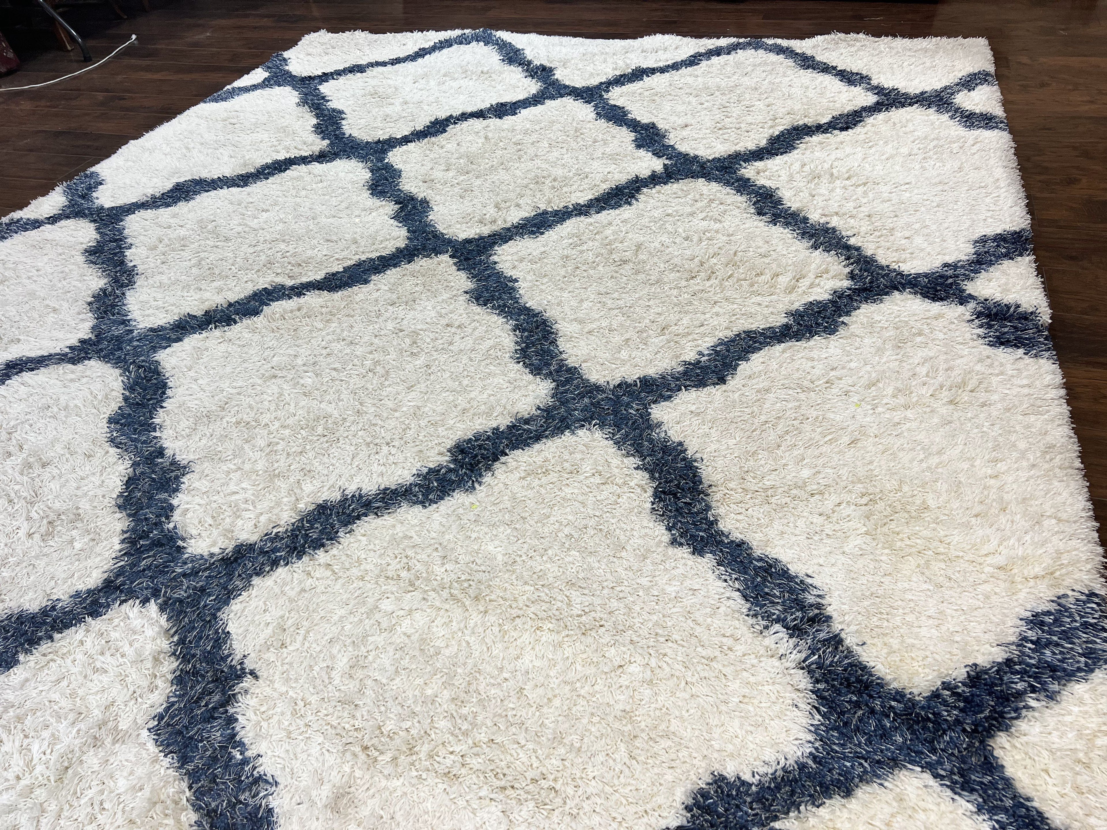 Modern Shag Rug 9x12, Ivory and Dark Blue, Diamond Pattern, Soft, Room Sized, Contemporary Rug, Plush