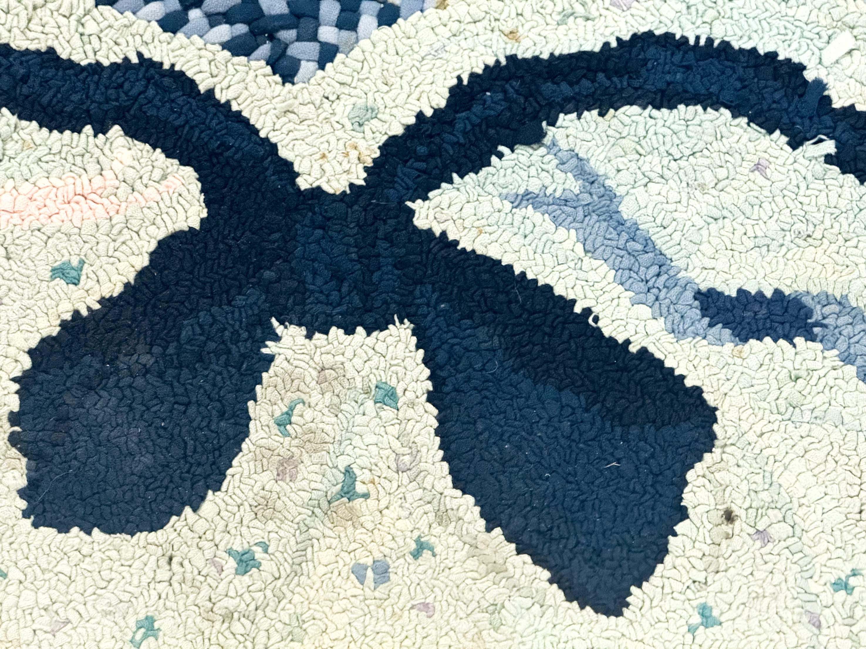 Small American Hooked Rug, Vintage Welcome Mat, Heart Shaped, Ivory and Blue