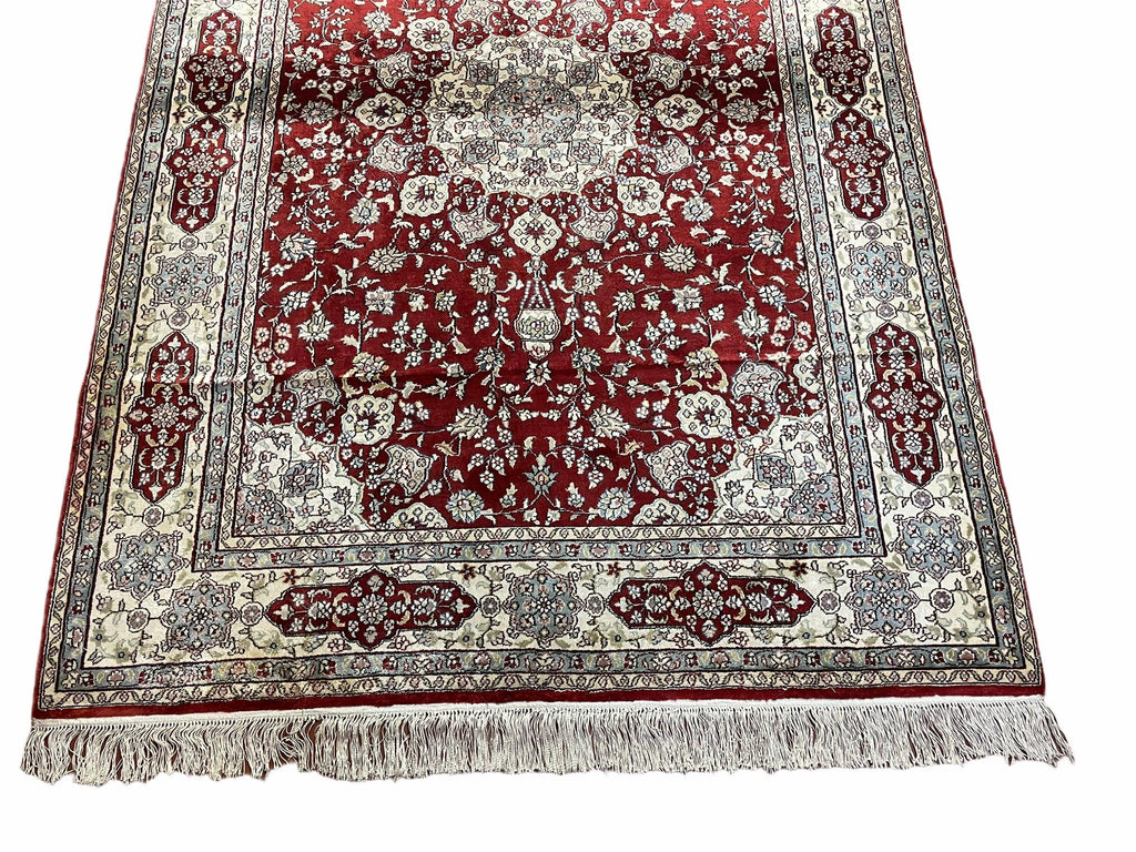 4' X 6' Vintage Fine Handmade Chinese Oriental Silk Rug 400 KPSI Wow