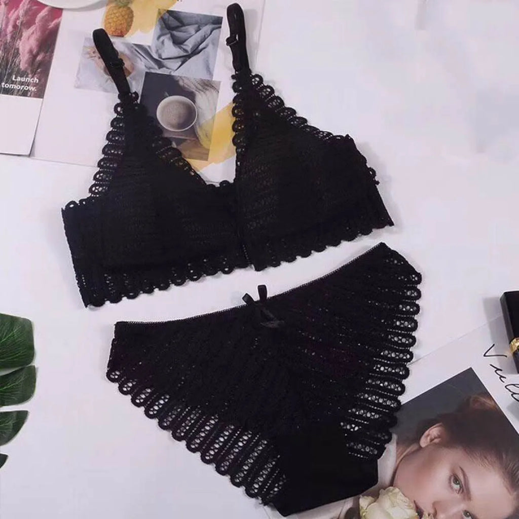 Lace Front Closure Bra With Panties Set