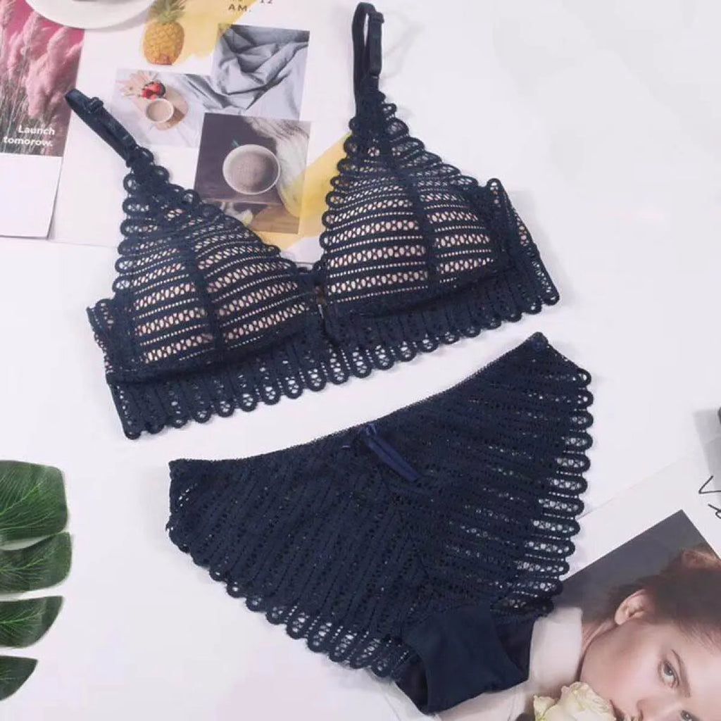 Lace Front Closure Bra With Panties Set