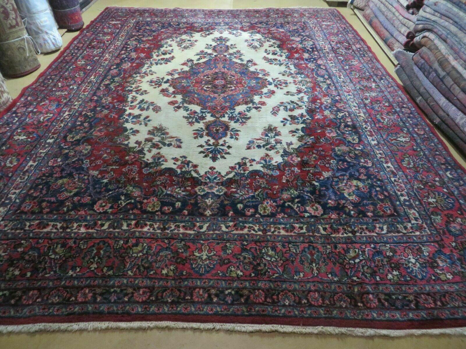 Persian Sarouk Rug 9x12 - Semi Open Field Medallion Carpet