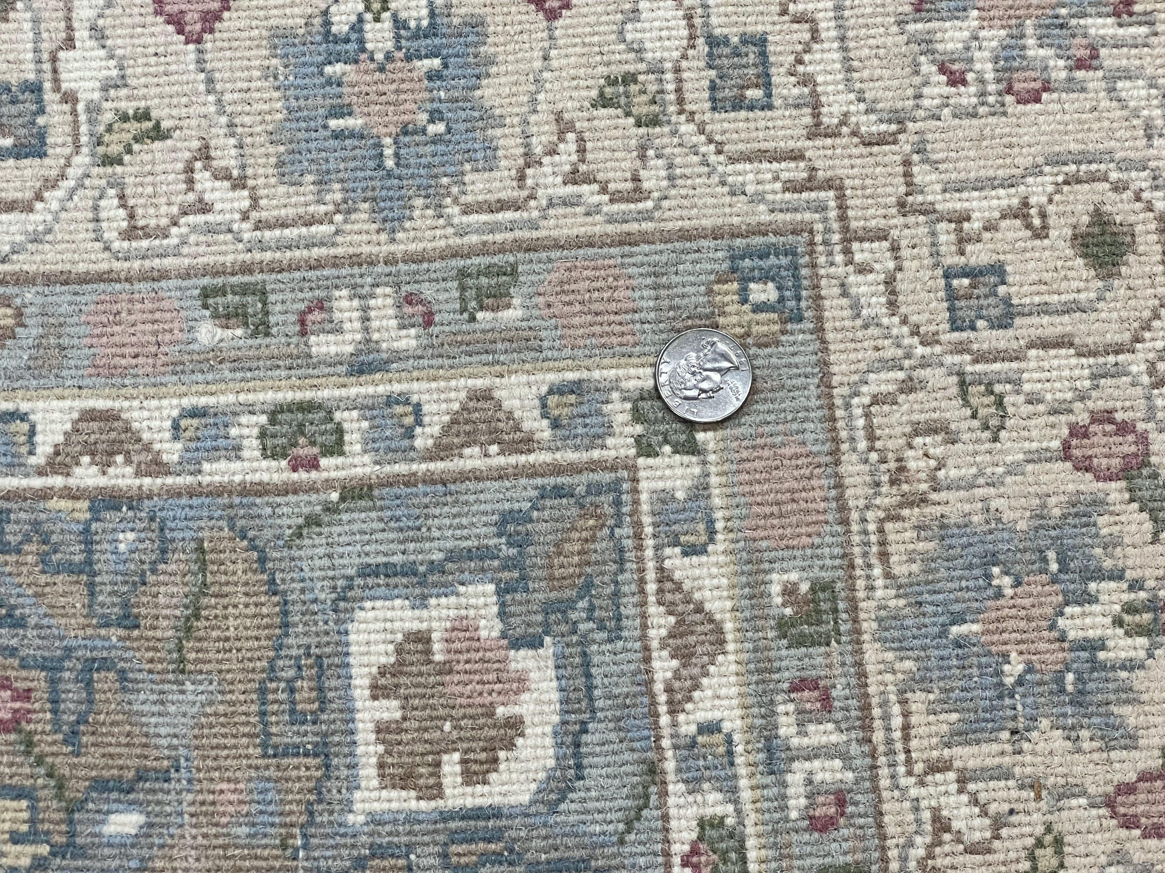 Indo Persian Rug 4x6, Floral Medallion, Beige, Handmade Wool Vintage Carpet 4 x 6 ft