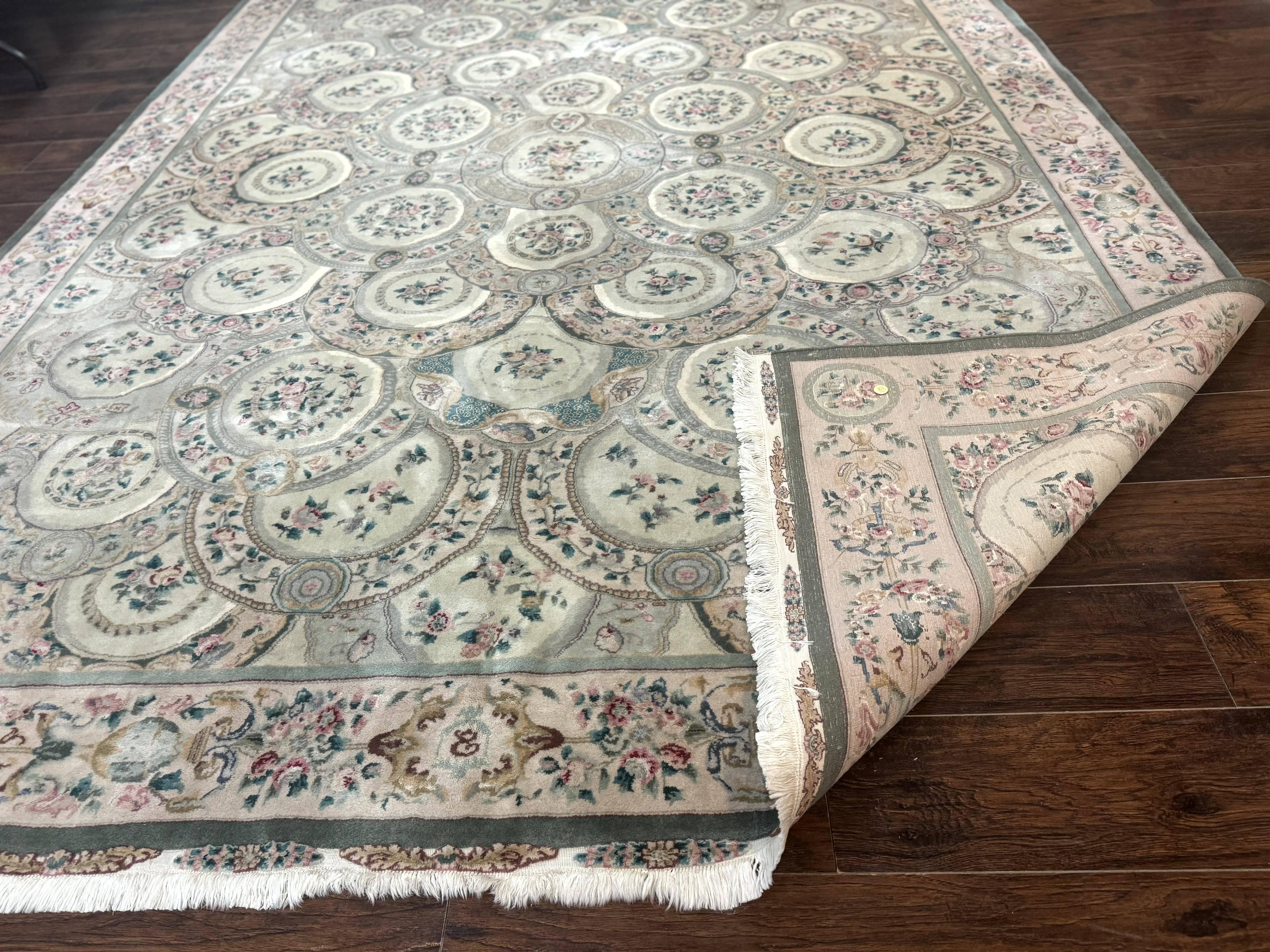 Pak Persian Rug 9x12, Wool with Silk Highlights, European Design, Floral, Green