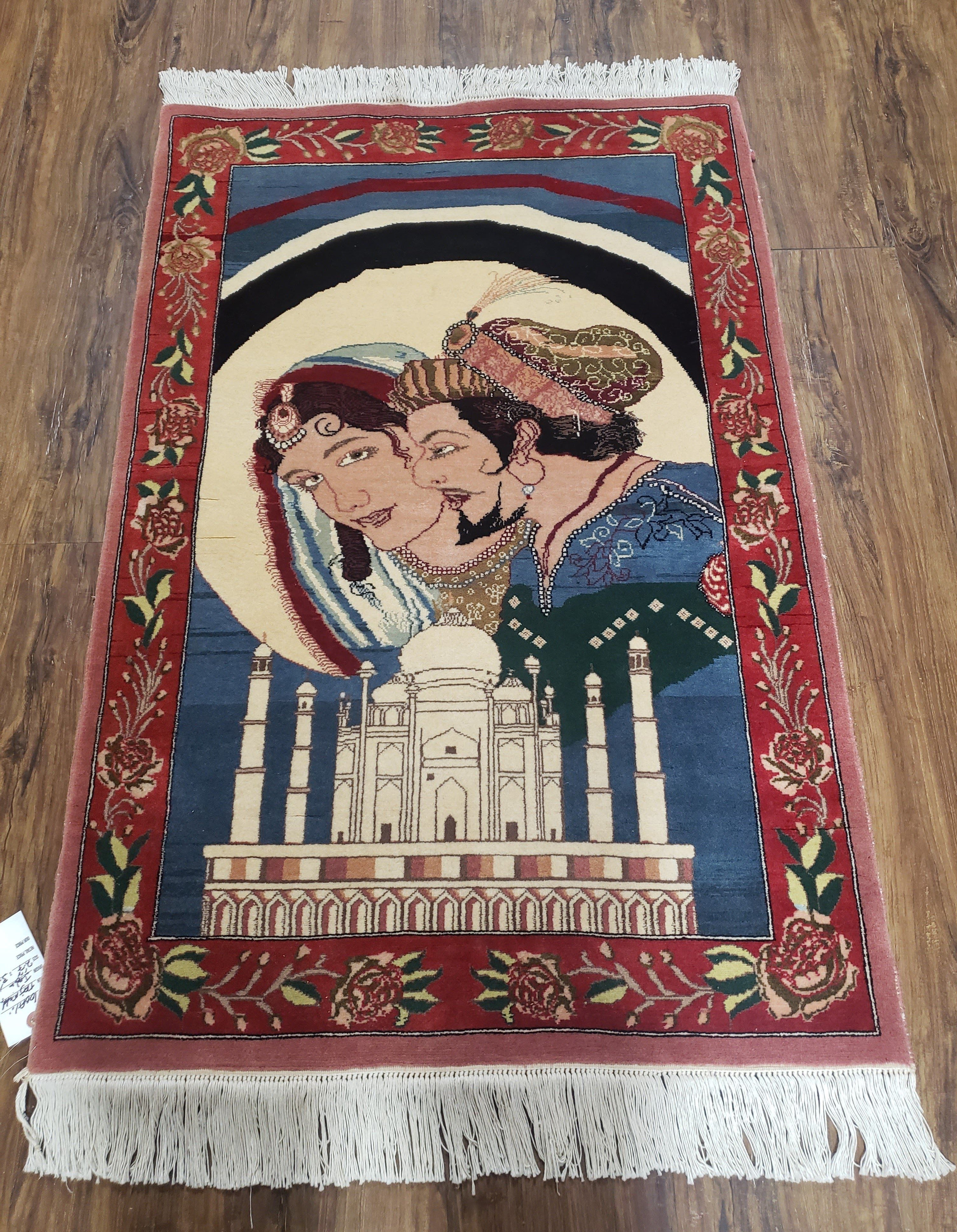 Vintage Small Pictorial Lovers Rug 2.5 x 4, Taj Mahal Indo Persian Rug, Wool Hand-Knotted Indian Rug, King & Queen, Layla and Majnun