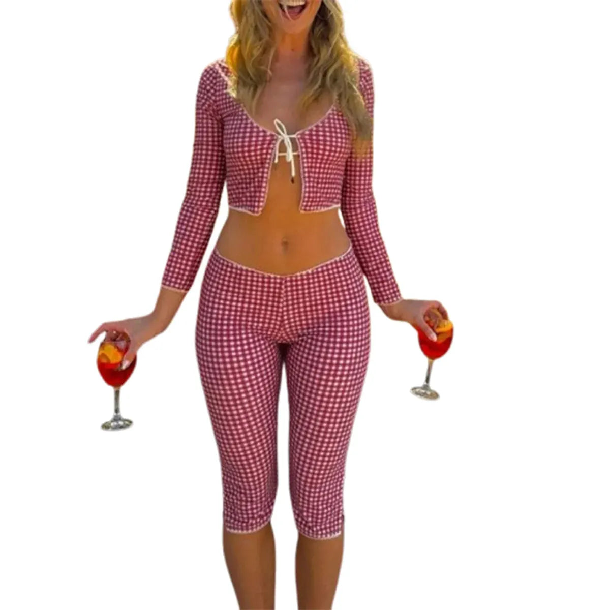 Red Gingham Two-Piece Set – Tie-Front Crop Top & Low-Waist Capris